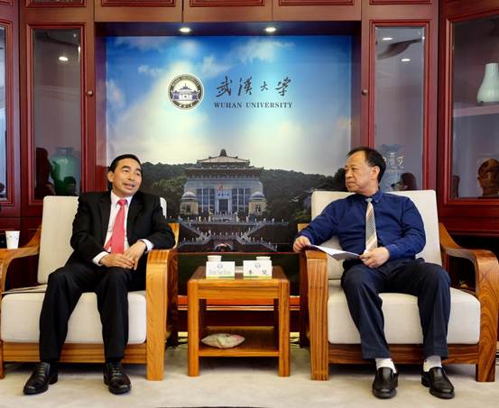 李斐副校长会见越南宁平省委副书记照片 - 副本_WPS图片